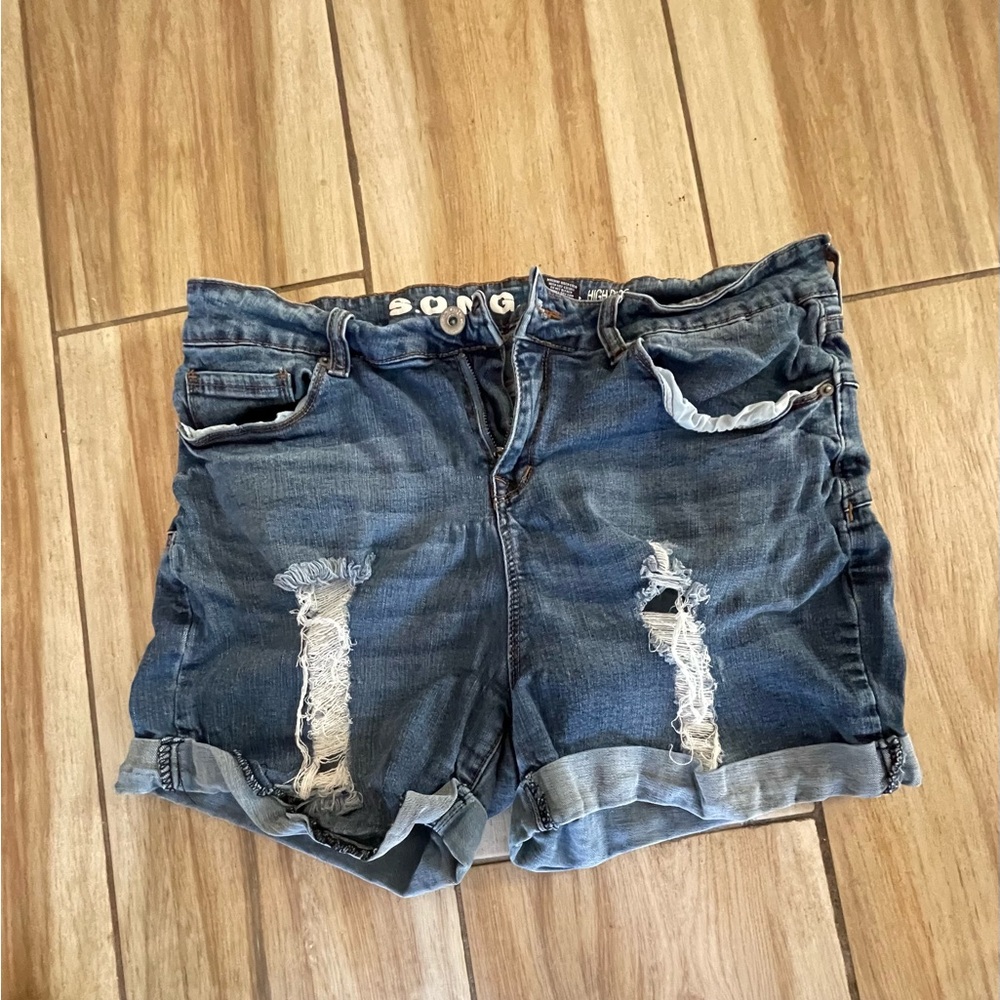 S.O.N.G.S Curvy High Rise stretchy Shorts size 15/32